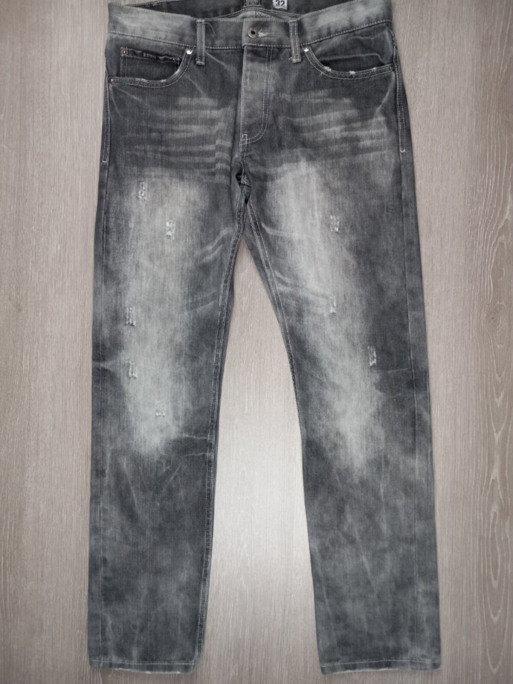 Born Fly Anytown USA Denim Jeans Gray Distressed Mens Size 32x32 Button Fly